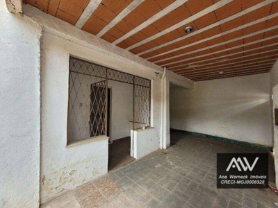 Casa, 5 quartos, 134 m² - Foto 1