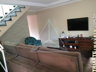 Sobrado, 3 quartos, 219 m² - Foto 1