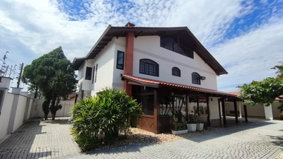 Casa, 5 quartos - Foto 1