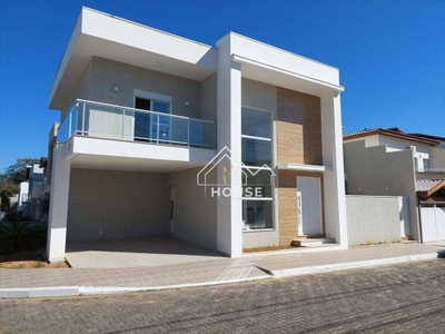 Sobrado, 4 quartos, 240 m² - Foto 1