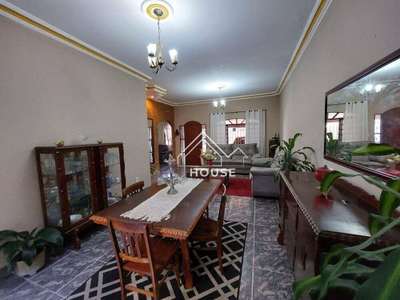 Casa, 4 quartos, 248 m² - Foto 2