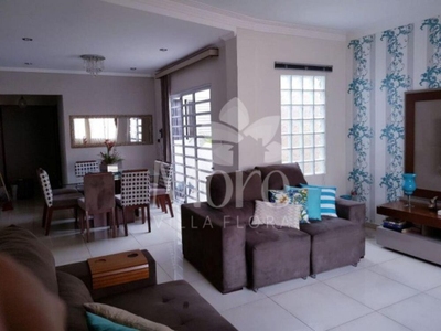 Casa, 3 quartos, 205 m² - Foto 4