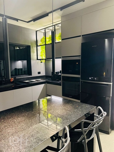 Casa, 3 quartos, 350 m² - Foto 1