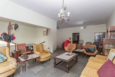 Casa, 6 quartos, 240 m² - Foto 1