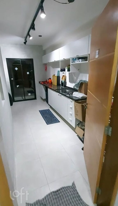 Apartamento, 1 quarto, 27 m² - Foto 2