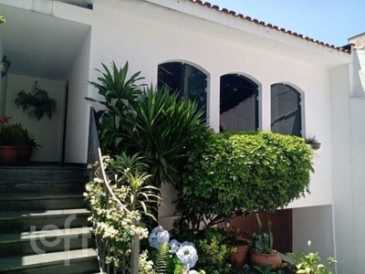 Casa, 4 quartos, 288 m² - Foto 1