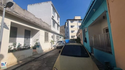 Casa, 7 quartos, 151 m² - Foto 2