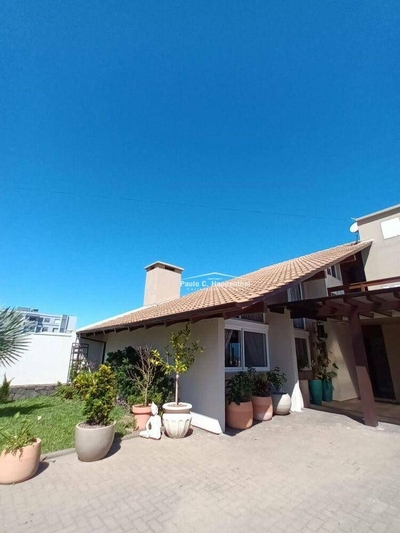 Casa, 3 quartos, 250 m² - Foto 2