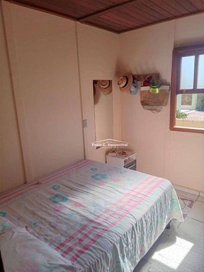 Casa, 3 quartos, 195 m² - Foto 1