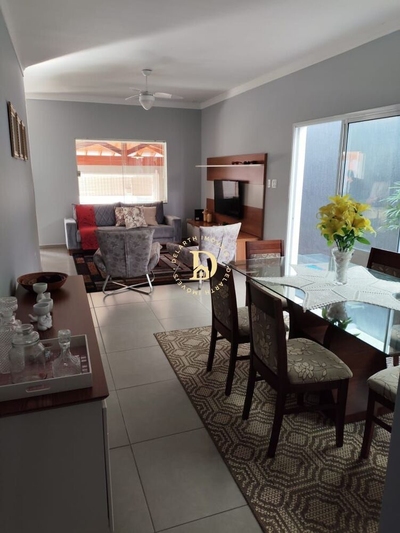 Casa, 3 quartos, 180 m² - Foto 4