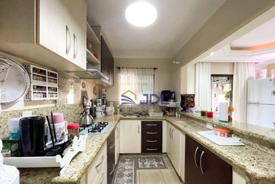 Casa, 3 quartos, 193 m² - Foto 4