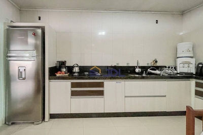 Casa, 4 quartos, 270 m² - Foto 3