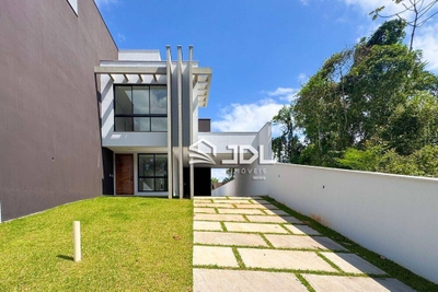 Casa, 3 quartos, 204 m² - Foto 1