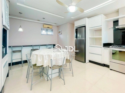 Casa, 3 quartos, 231 m² - Foto 4