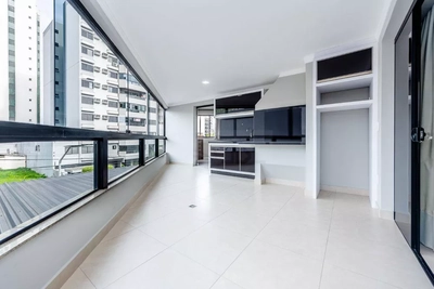 Apartamento, 3 quartos, 234 m² - Foto 2