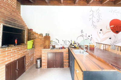 Casa, 3 quartos, 198 m² - Foto 1