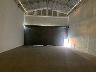 Loja-Salão, 300 m² - Foto 1