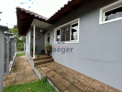 Casa, 4 quartos, 200 m² - Foto 1