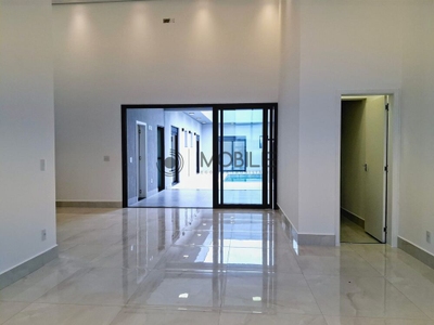 Casa, 3 quartos, 214 m² - Foto 1