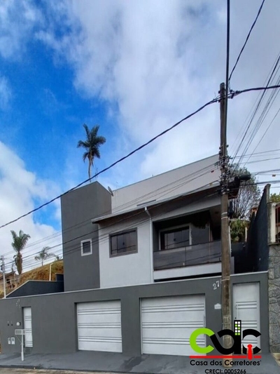 Casa, 6 quartos, 272 m² - Foto 1