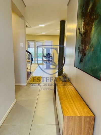 Casa, 3 quartos, 325 m² - Foto 1