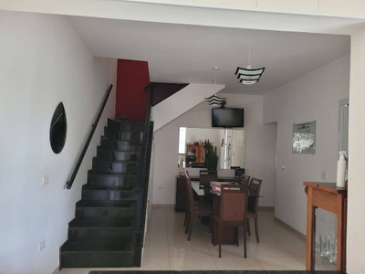 Sobrado, 3 quartos, 173 m² - Foto 2