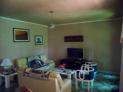 Chácara, 3 quartos, 1027 m² - Foto 4