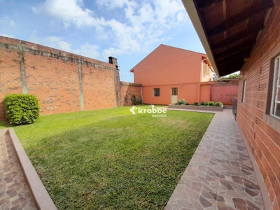 Casa, 3 quartos, 232 m² - Foto 3