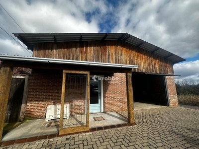 Depósito-Galpão, 198 m² - Foto 1