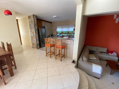 Sobrado, 4 quartos, 305 m² - Foto 1