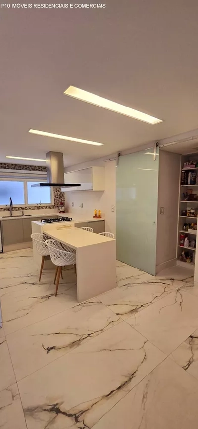 Apartamento, 3 quartos, 238 m² - Foto 1