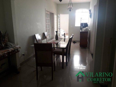 Casa, 7 quartos, 240 m² - Foto 3