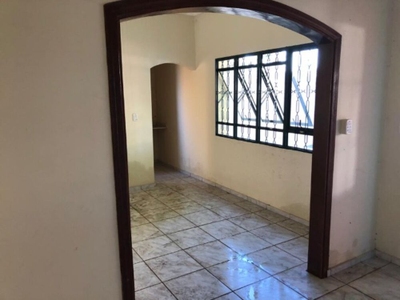 Casa, 3 quartos, 342 m² - Foto 1