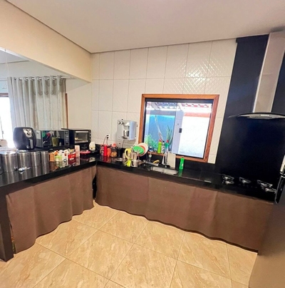 Casa, 3 quartos, 360 m² - Foto 1