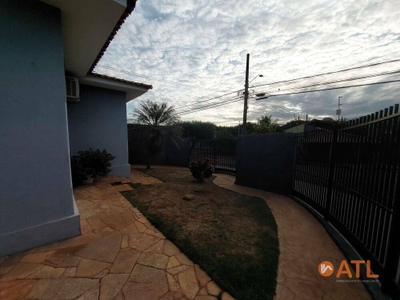 Casa, 3 quartos, 318 m² - Foto 1