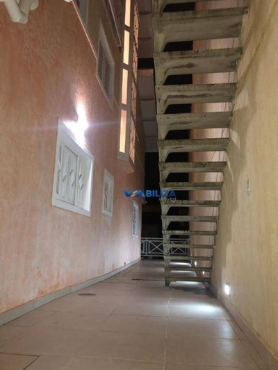 Sobrado, 3 quartos, 237 m² - Foto 2