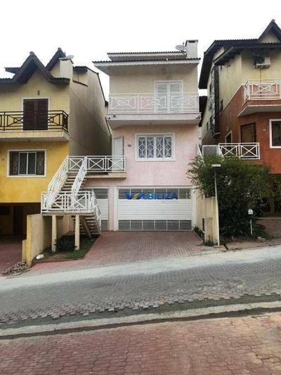 Sobrado, 3 quartos, 237 m² - Foto 1