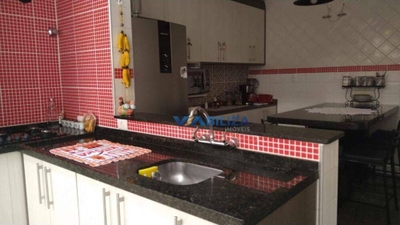 Sobrado, 3 quartos, 237 m² - Foto 2