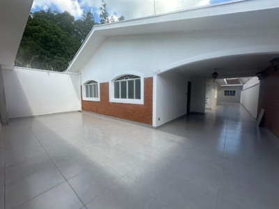 Casa, 3 quartos, 209 m² - Foto 2