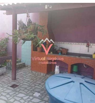 Casa, 5 quartos, 210 m² - Foto 1