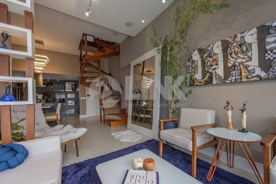 Cobertura, 3 quartos, 209 m² - Foto 2