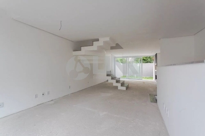 Casa, 3 quartos, 203 m² - Foto 1