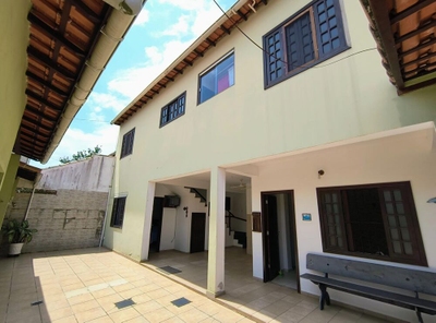 Casa, 7 quartos, 450 m² - Foto 3