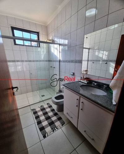 Chácara, 5 quartos, 2500 m² - Foto 1