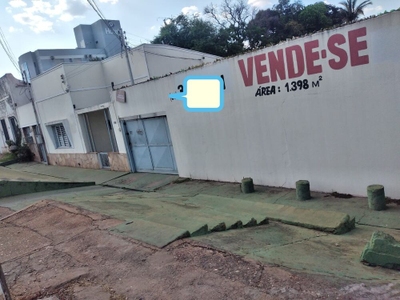 Casa, 5 quartos, 303 m² - Foto 1