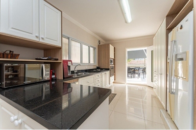 Casa, 4 quartos - Foto 1