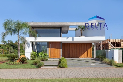 Casa, 3 quartos, 204 m² - Foto 1