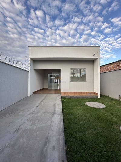 Casa, 3 quartos, 108 m² - Foto 1