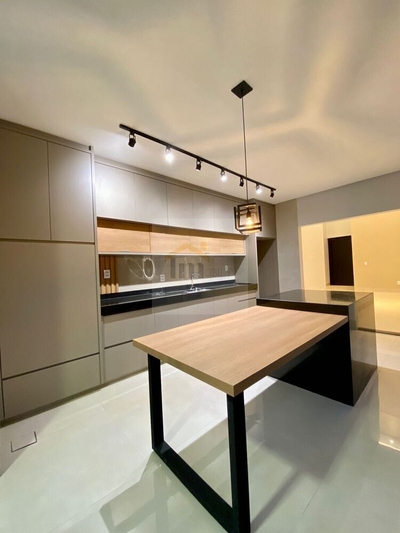 Casa, 3 quartos, 152 m² - Foto 3