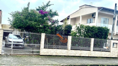 Casa, 3 quartos, 130 m² - Foto 1